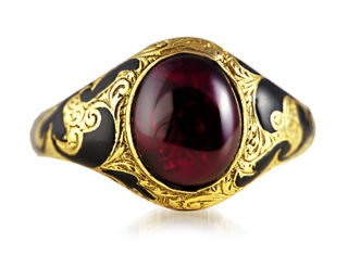 ***SOLD*** Gorgeous Georgian... Cabochon Garnet ring-0