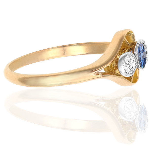 Dashing Deco... Original 1920s Sapphire and Diamond ring -2986