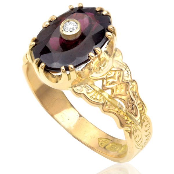 Victorian Garnet and Diamond ring -0