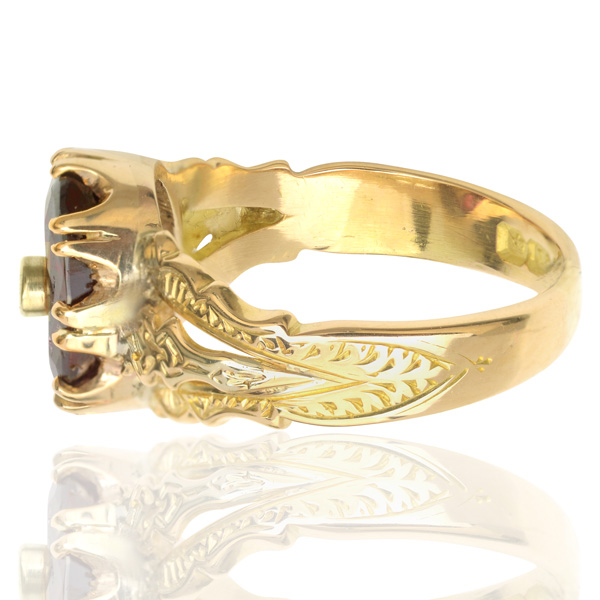 Victorian Garnet and Diamond ring -3370