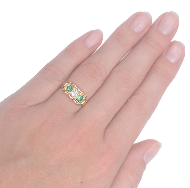 Retro 1940s Emerald and Diamond ring -3657