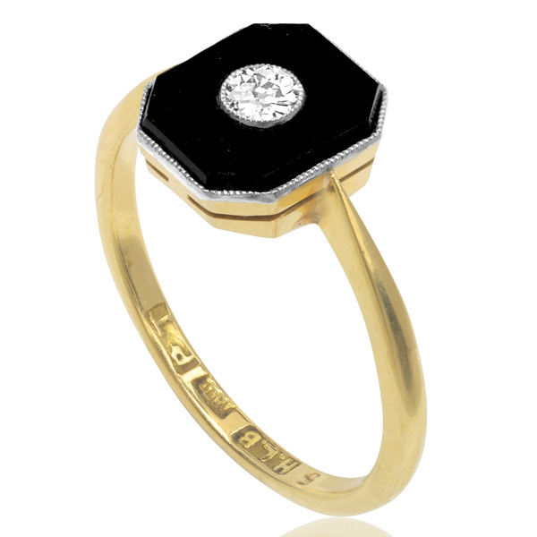 Original 1920s Onyx and Diamond ring -3667